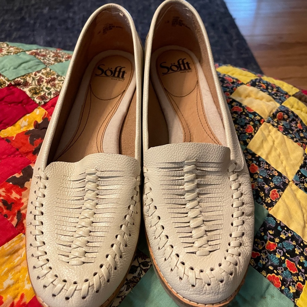 Leather flats